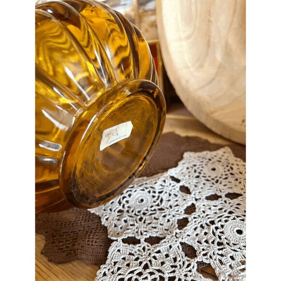 Vintage L.E. Smith Jumbo Amber Simplicity Swung Glass Vase – 32.5” Tall x 8” Dia - Picture 6 of 6